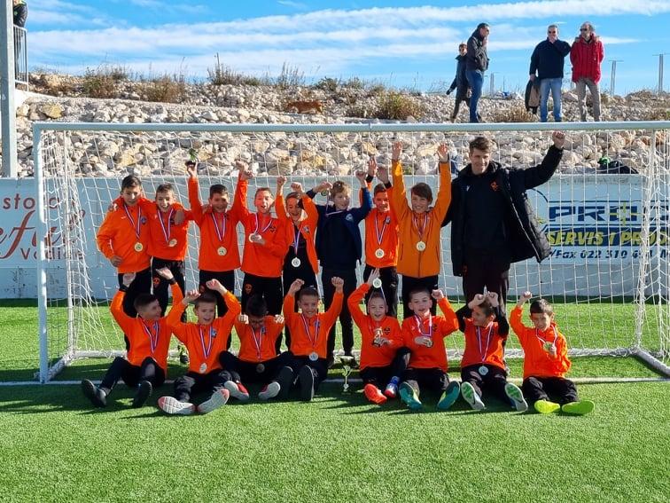 Proteklog tjedna održao se '17. Vodice Cup': Mladi nogometaši HNK Šibenika okitili se zlatnim medaljama 