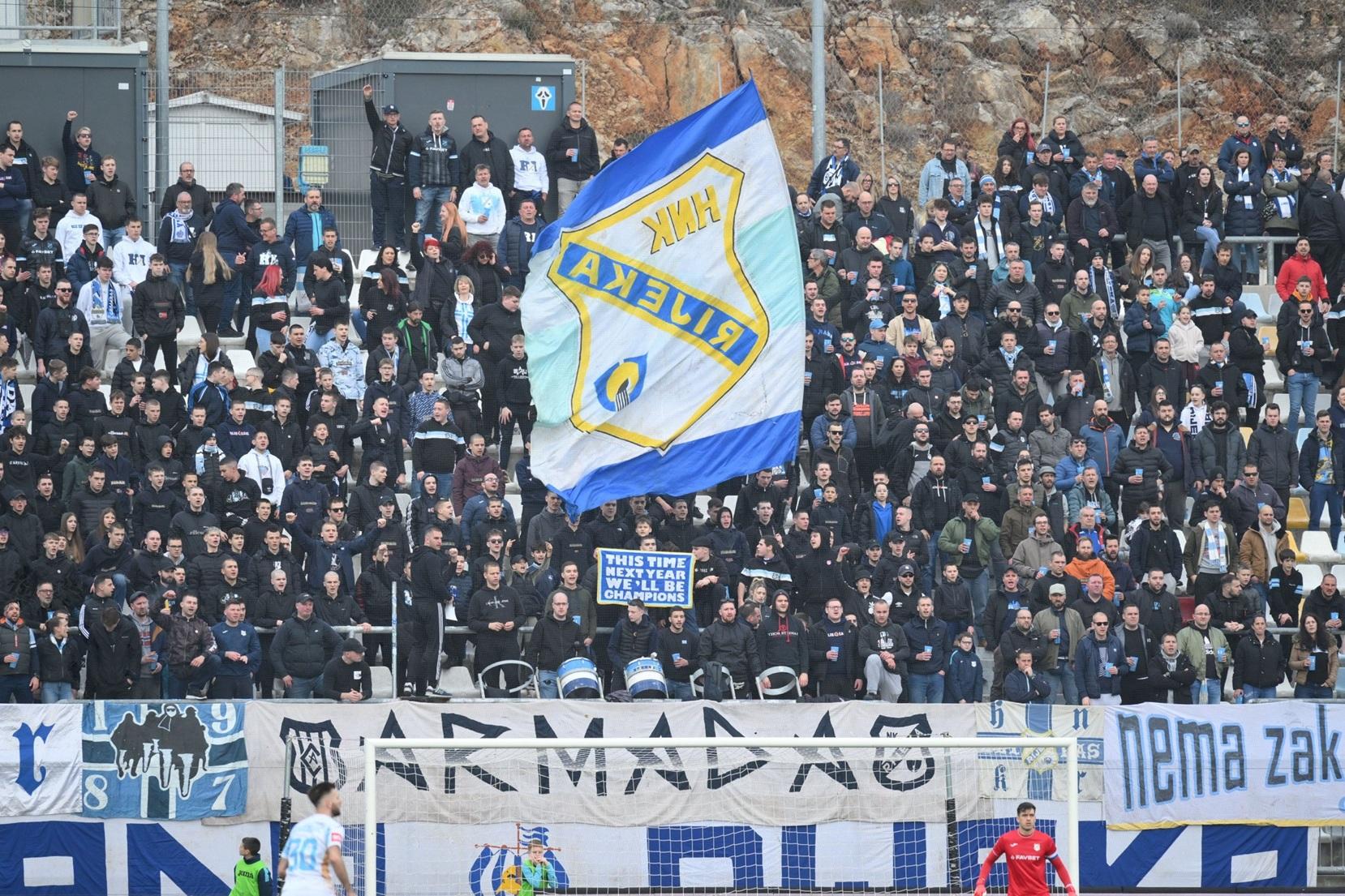 NK Rijeka kažnjena jer su joj navijači gađali rezervne igrače Šibenika