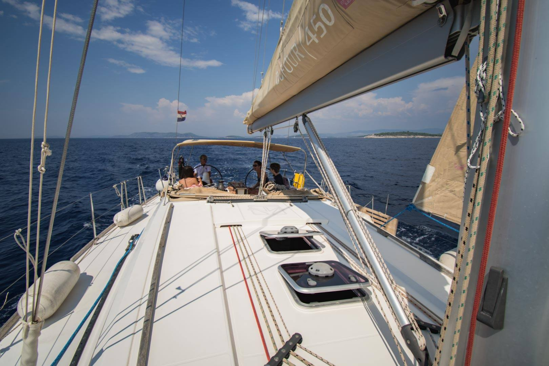 Zaplovili smo iz Šibenika put juga i otkrili tajne magičnih dalmatinskih otoka