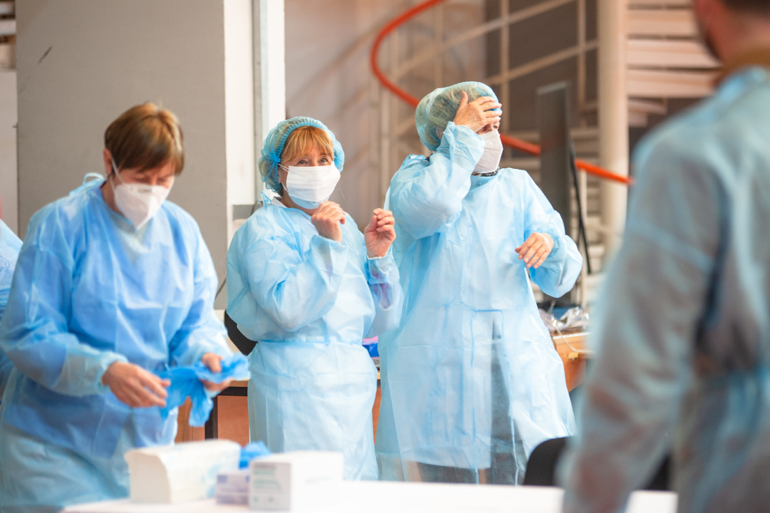 Na Baldekin po svoju dozu ide 480 ljudi: Bivša medicinska sestra Ana Paić prva je cijepljena protiv covida