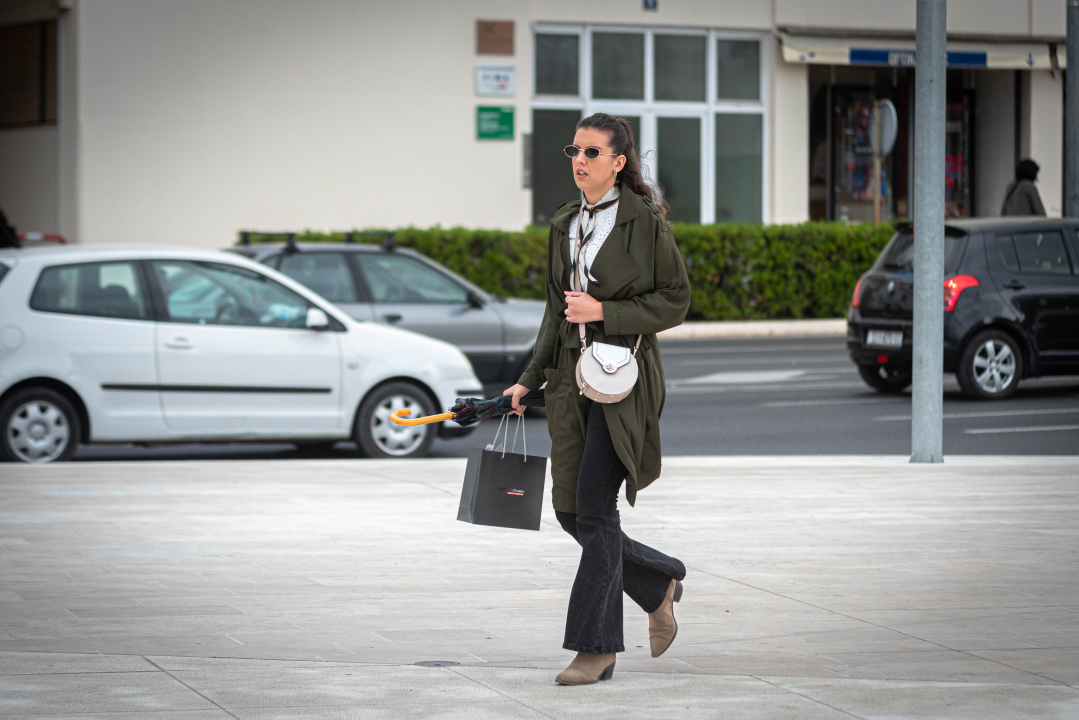 Vladari đira po gradu dokazuju da i muškarci u Šibeniku nose modu u malom prstu 