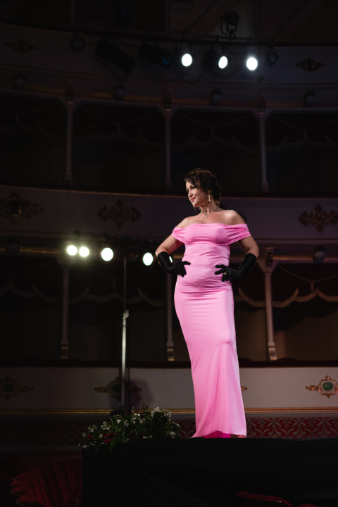 U šibenskom kazalištu održan izbor za najljepšu mamu: Vedrana Halinčić Bakšić i Ljubica Bulić ponijele lente