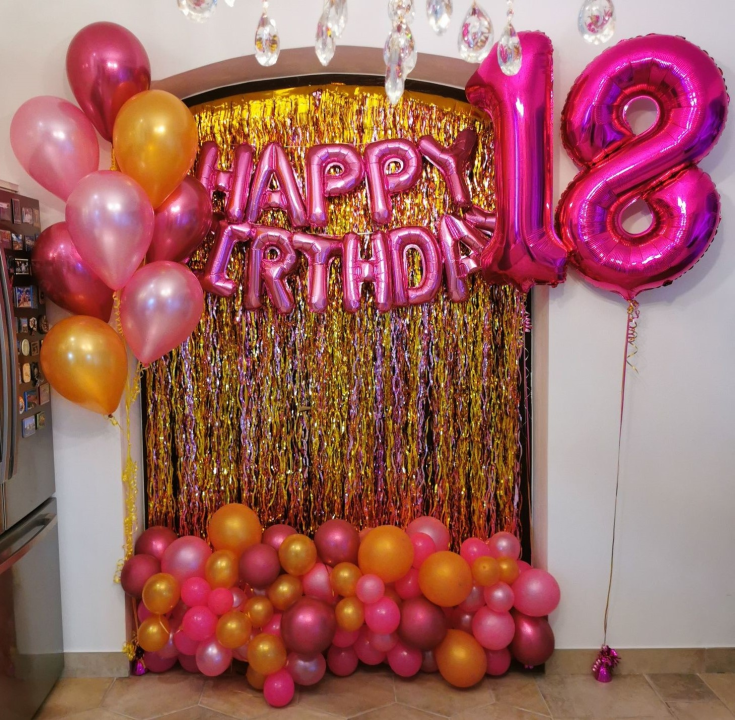 Iznenadite svoje bližnje personaliziranim poklonima i dekoracijama iz Smile T-shirt &amp; party storea! 