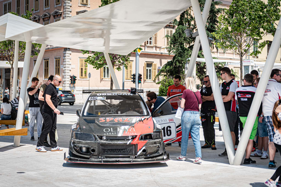 Za 15. Nagradu grada Skradina rekordan broj prijava: Na stazi će se okušati otac i kći Smrdelj, on u formuli, ona u Yugu  