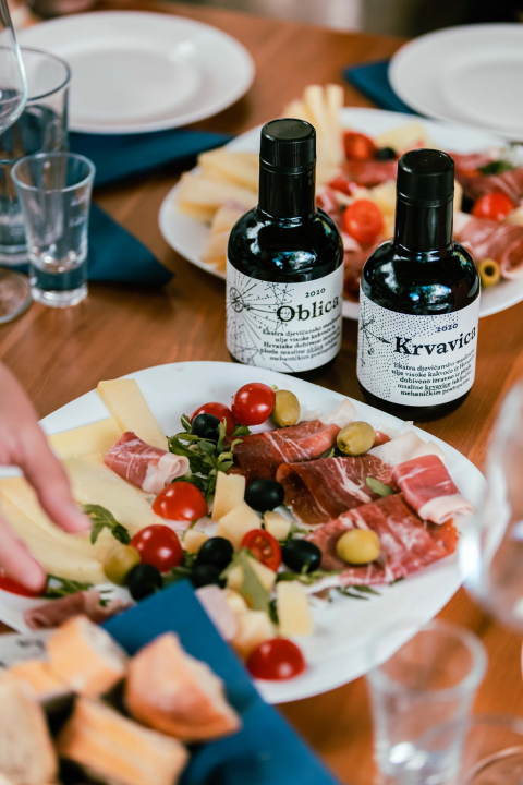 Taste Like Dalmatia: Još danas imate priliku kušati vrhunska vina, maslinova ulja i craft pive, a u subotu na šibenskoj rivi čekaju vas pidoče i debit!