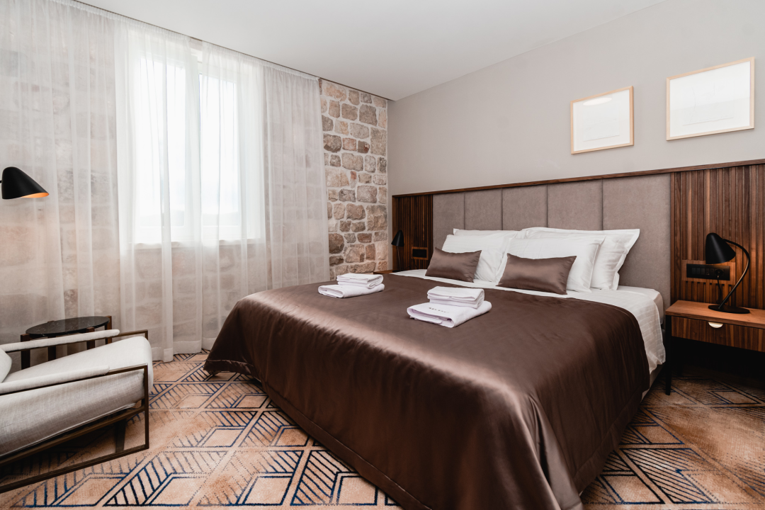 Šibenik je otvaranjem hotela Armerun dobio novu vizuru Doca: Ovo je priča kakvu grad želi i treba od turizma!