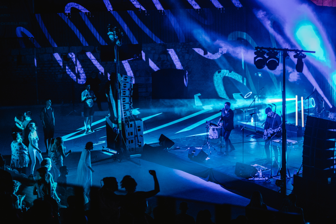 Šibenski bendovi Magul i The Fogsellers rasplesali publiku na drugom danu Let’s Rock festivala na sv. Mihovilu