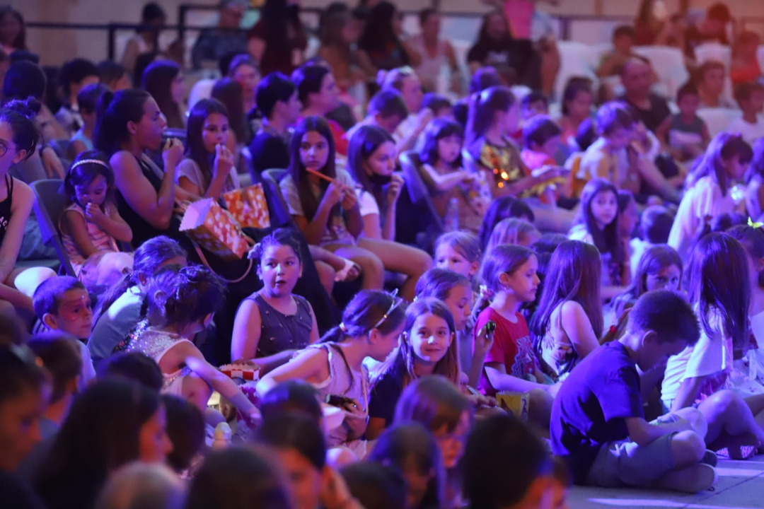 Izraelski plesači na MDF-u: 'Podsjećali su me na moj mozak tijekom testa iz matematike'