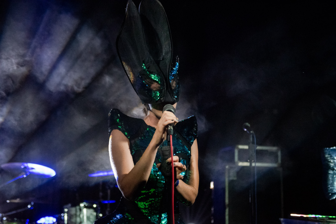 Ekipa na tvrđavi plesala je sinoć na Nipplepeople i Jonathan: Pogledajte atmosferu    