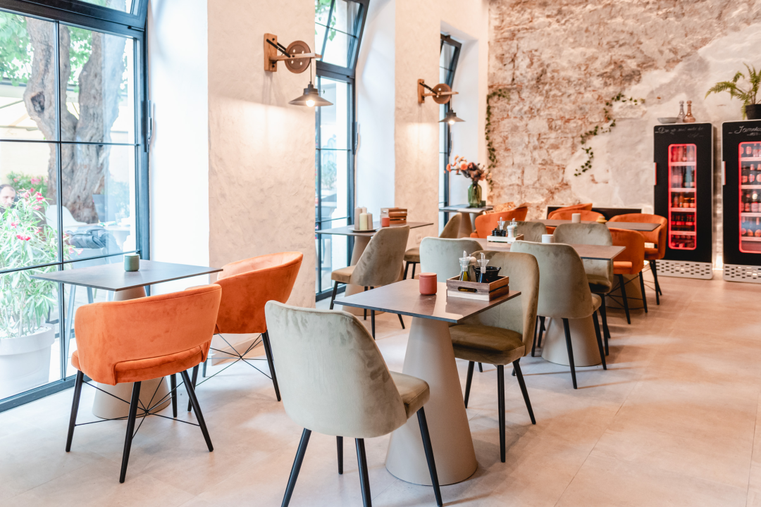 Posjetite Bistro Bava u hladu najstarijeg šibenskog stabla i uživajte u genijalnoj hrani i dvadeset vrsta piva