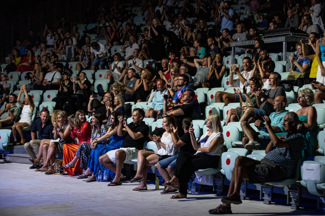 Vlatko Stefanovski i V3 Trio uljepšali toplu ljetnu noć na tvrđavi sv. Mihovila