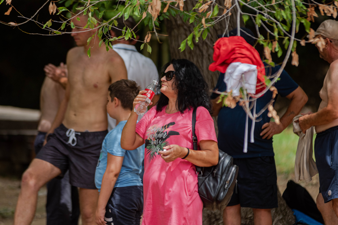 Prosvjedno kupanje na Skradinskom Buku