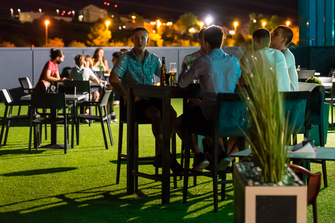 Provjerite kako je bilo na prvom After Beach Roof Top Partyju u Festini Lente! 