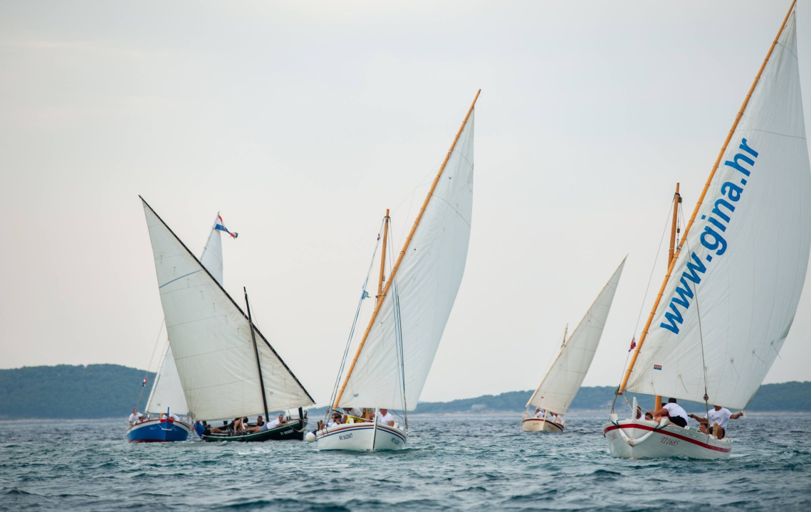 Pogledajte spektakularne kadrove zlarinske regate na latinsko jedro