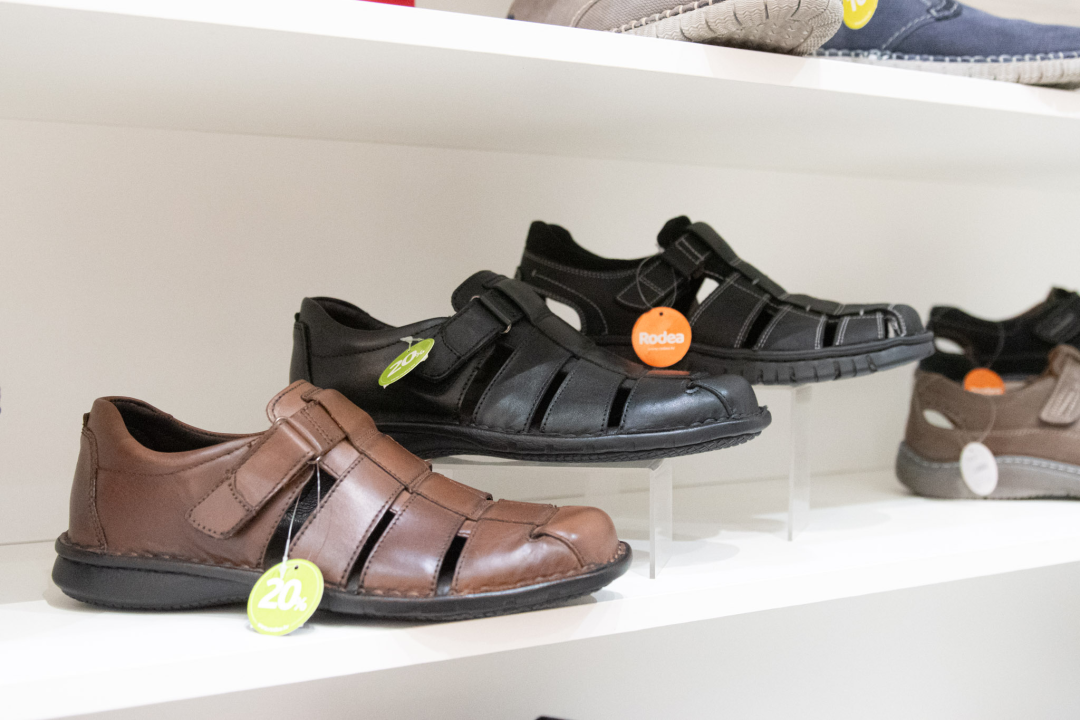 Iskoristite odlične sezonske popuste na obuću i opremite se jedinstvenim 'must have' komadima!