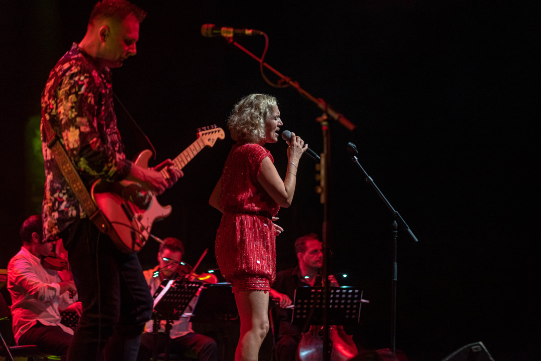 Vanna nizala hitove, tribine pjevale iz sveg glasa