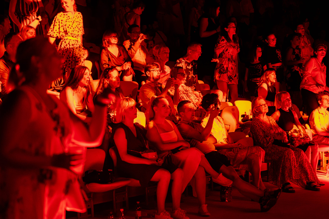 Vanna nizala hitove, tribine pjevale iz sveg glasa