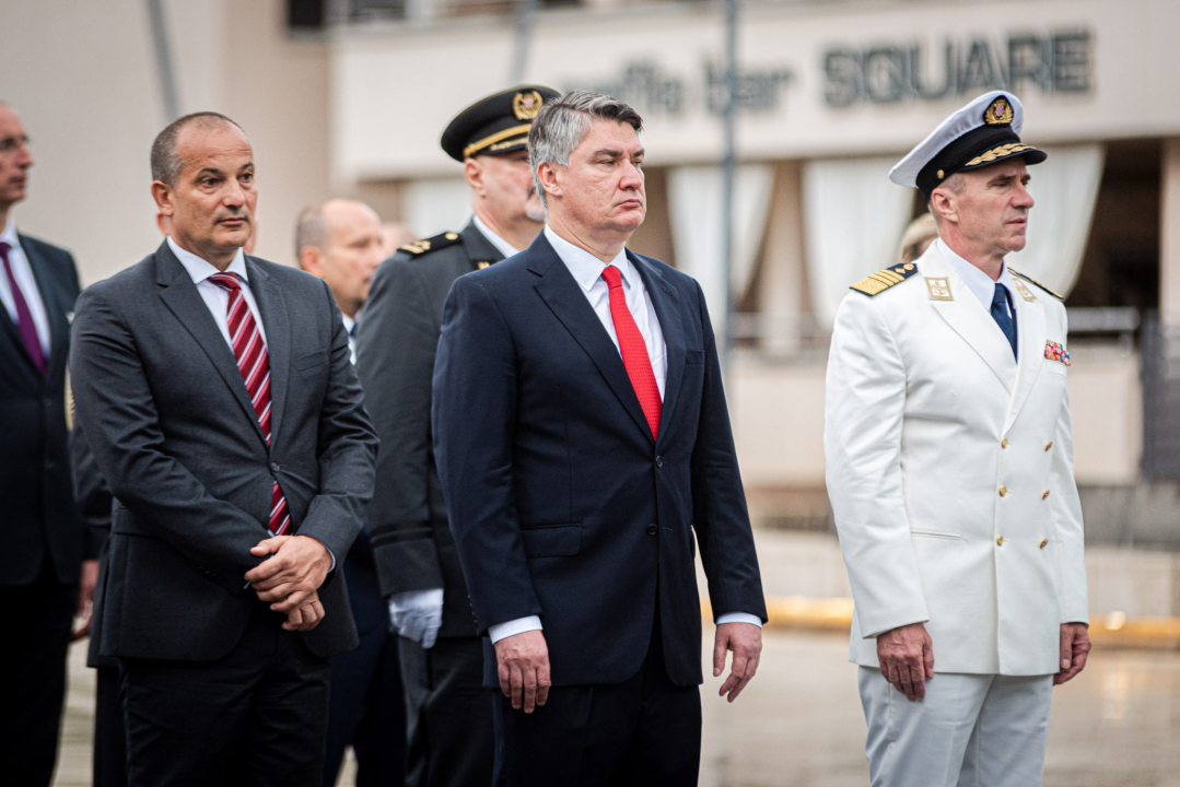 Obilježavanje 26. obljetnice VRO Oluja: Pogledajte kako je jutros bilo u Kninu 