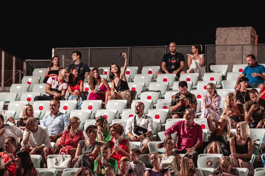 Massimo na Mihovilu kao Mišo, publika je uglas pjevala s rukama u zraku!