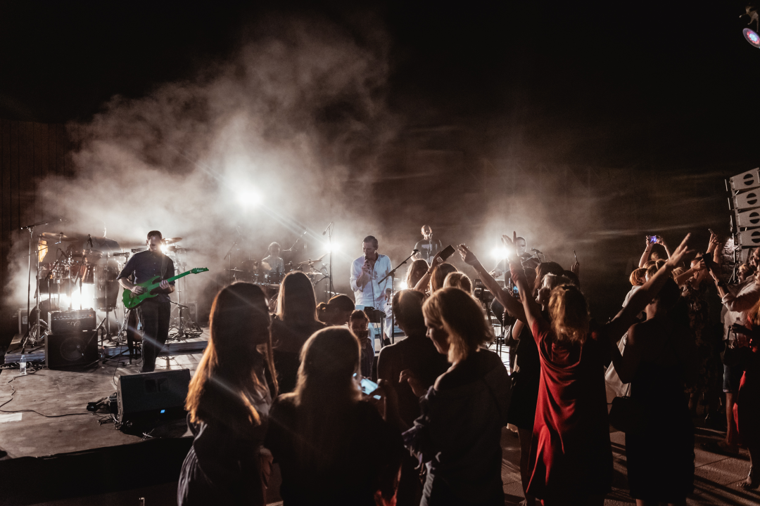 Massimo na Mihovilu kao Mišo, publika je uglas pjevala s rukama u zraku!