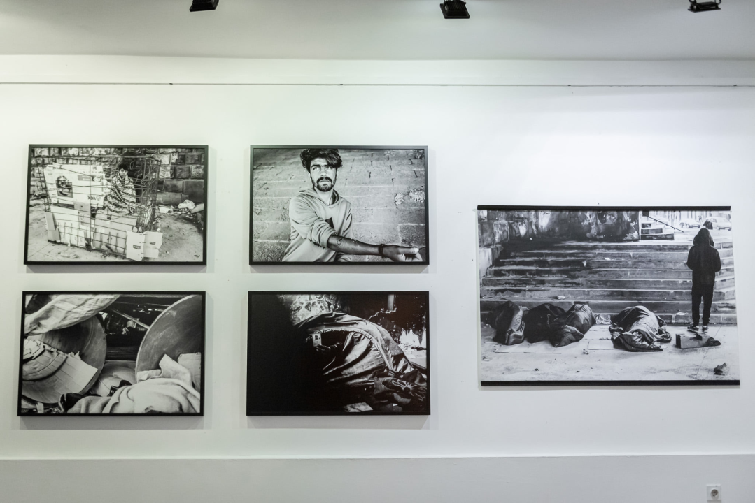 Izložbom fotografija  'On the move' počeo je 9. Fališ: 'Jedna borba, još jedno mjesto'