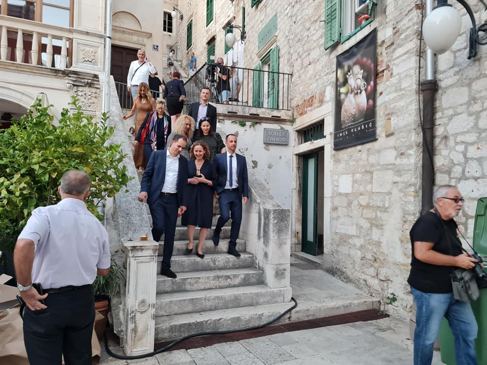 Fešta pred katedralom za deseti rođendan Društva Juraj Dalmatinac: 'Nećemo stati na ovom, jačat ćemo i rasti'