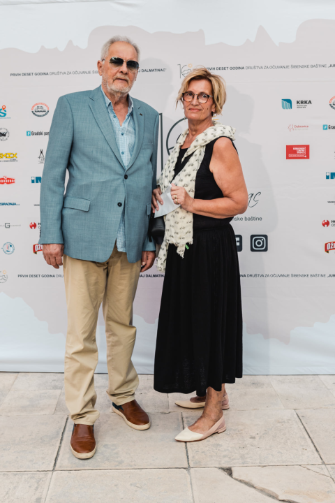 Proslava Društva Juraj Dalmatinac donijela dašak glamura: Birala se najbolja garderoba, poziralo se kao na modnoj pisti