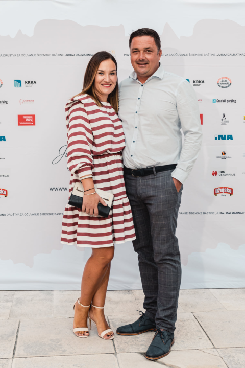 Proslava Društva Juraj Dalmatinac donijela dašak glamura: Birala se najbolja garderoba, poziralo se kao na modnoj pisti