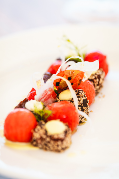 Terasa hotela Jadran ovog ljeta ‘vraćena’ Šibenčanima, a svirke uživo nastavljaju i nakon sezone! 