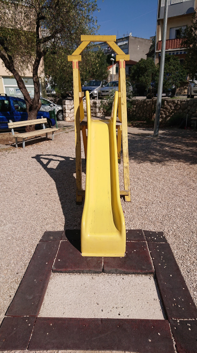 Devastirano dječje igralište na Baldekinu će pričekati obnovu: 'Potreba je mnogo, a sredstva su ograničena' 