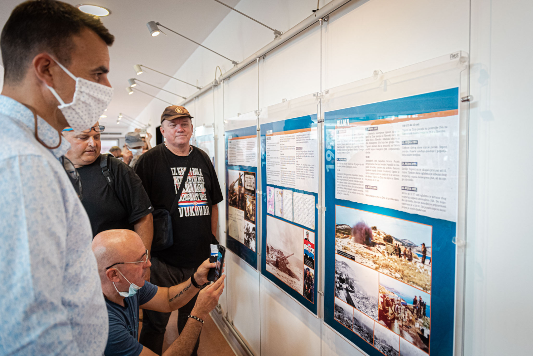 Kako je nastala legenda o bitnici na Žirju: Izložba i film o slavnoj epizodi Domovinskog rata