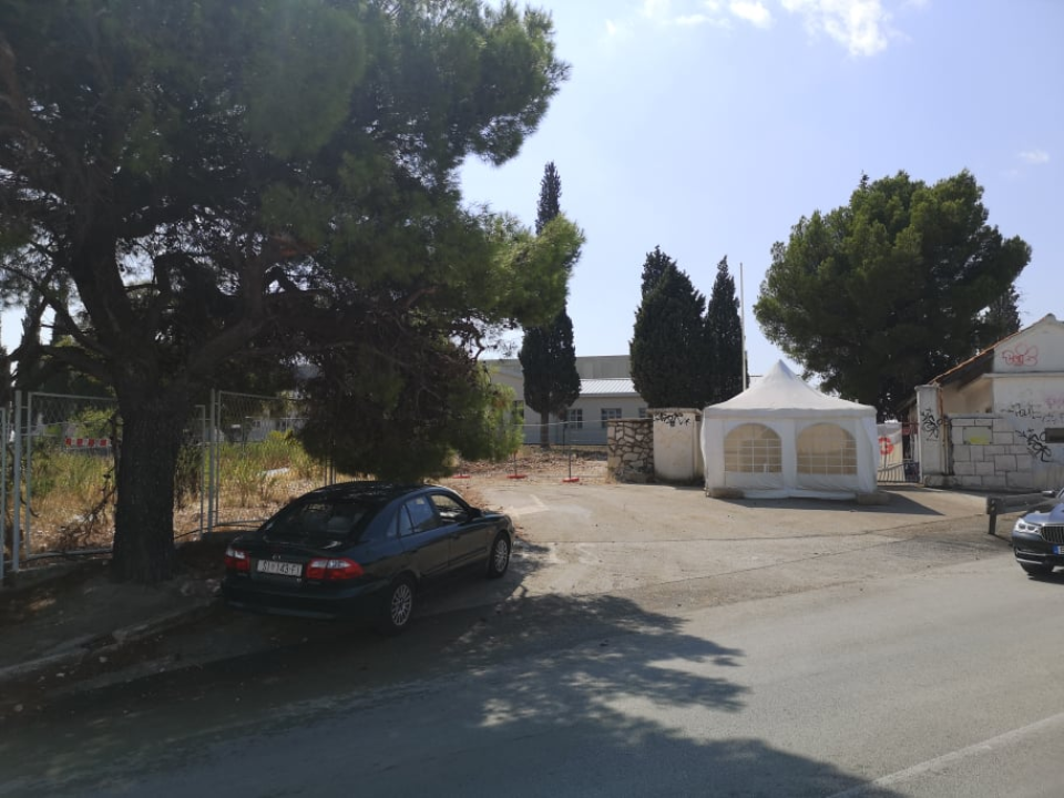 Sve je spremno za koncerte Urbana i Majki: Lokacija je natkrivena, šator za testiranje postavljen