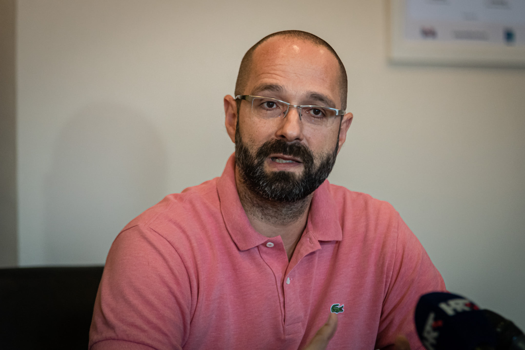 Počinju radovi na rivi: Mijenjaju se svi rasvjetni stupovi, dolaze nove lampe po strogim konzervatorskim pravilima