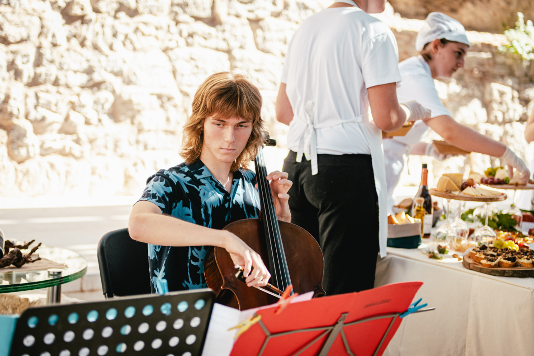 Oni su budućnost hrvatskog ugostiteljstva, učenici TUŠ-a na sv. Mihovilu pokazali kako sljubljuju sir i vino!