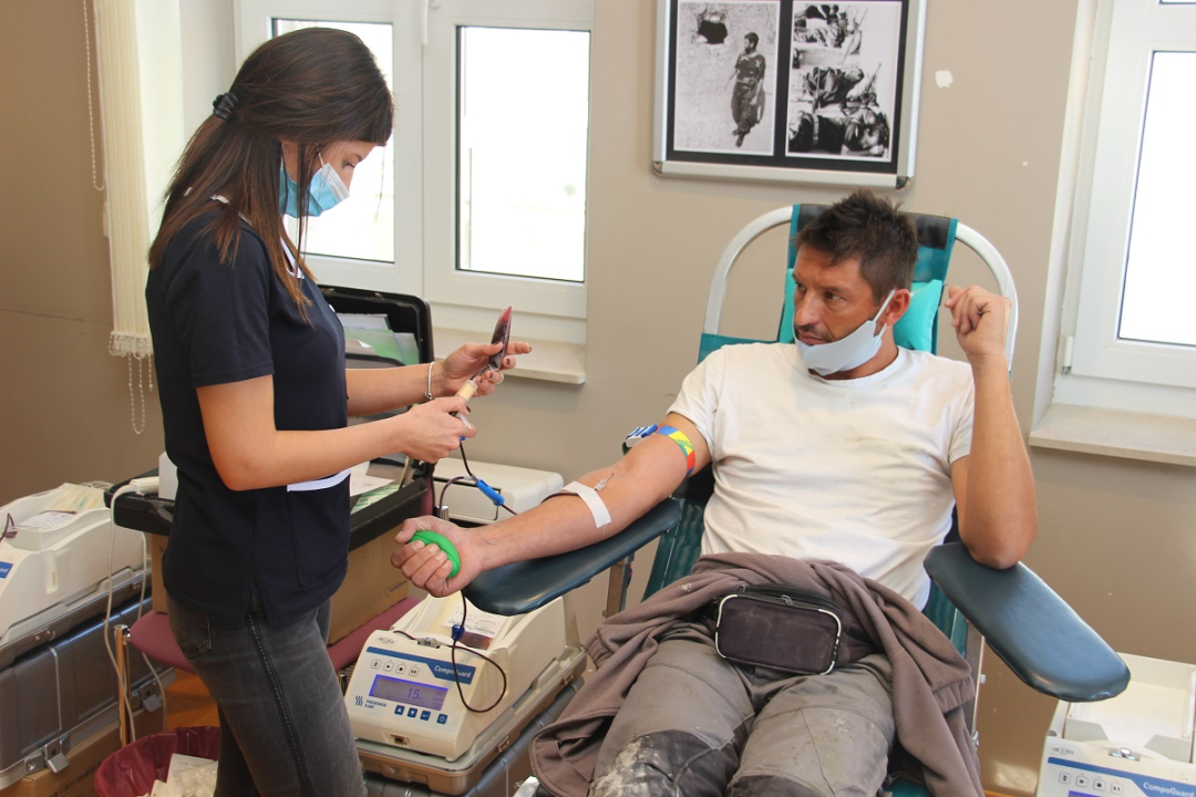 Održana listopadska akcija u Vodicama: Robert Pašara devedeseti put darovao krv