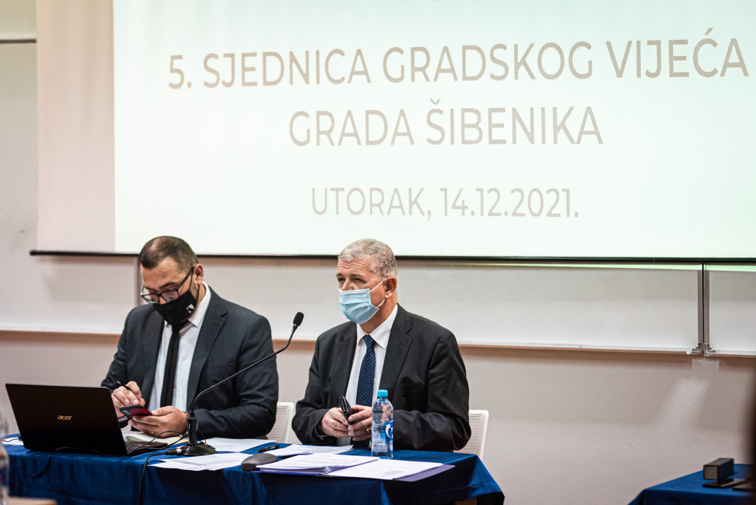 Evo o čemu su sve šibenski gradski vijećnici odlučivali na zadnjoj ovogodišnjoj sjednici 