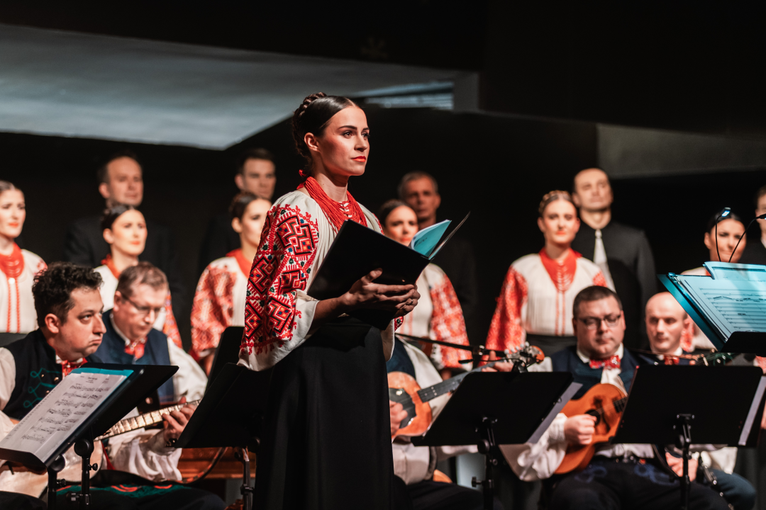 Lado u Kući umjetnosti Arsen premijerno izveli božićni program 'Srićna noć je prispila'