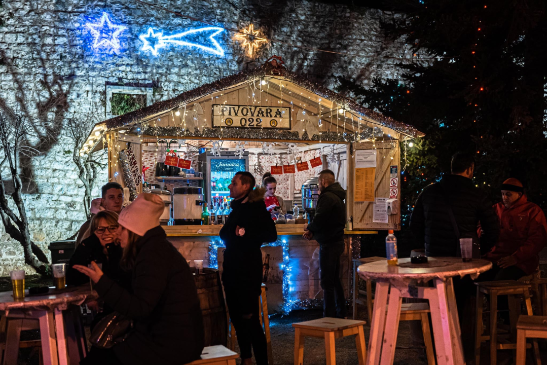 Park cvjeta uz Bloom! Pogledajte kakvu je atmosferu šibenski bend stvorio u parku