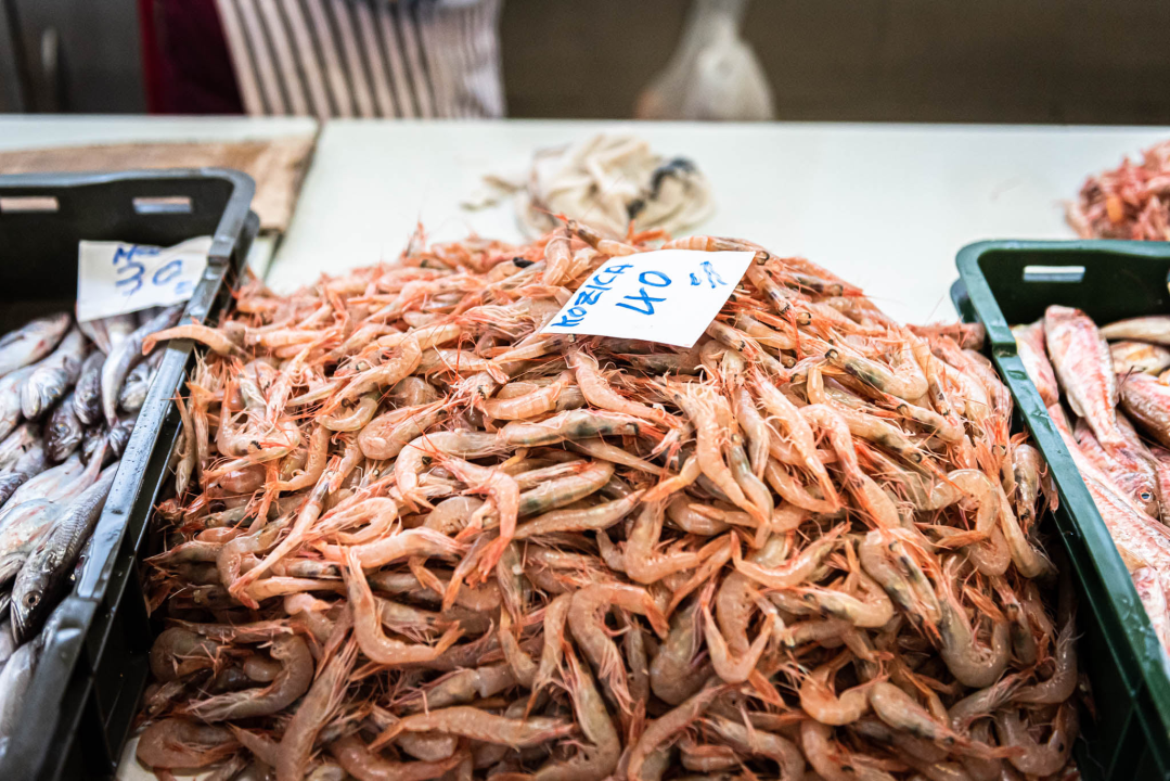 Na Badnji dan i nije neka ponuda na peškariji, Šibenčani su se za ove blagane izgleda pripremili ranije 