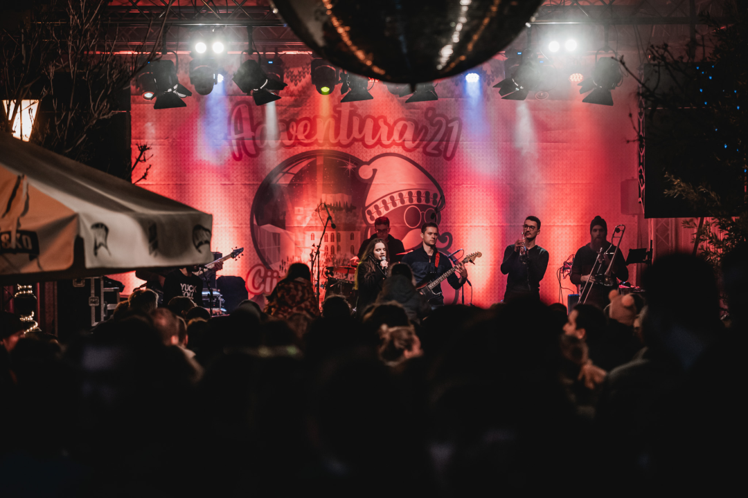 Spectrum nastavili plesne večeri na Adventuri, u prvom redu su bili najmlađi Šibenčani