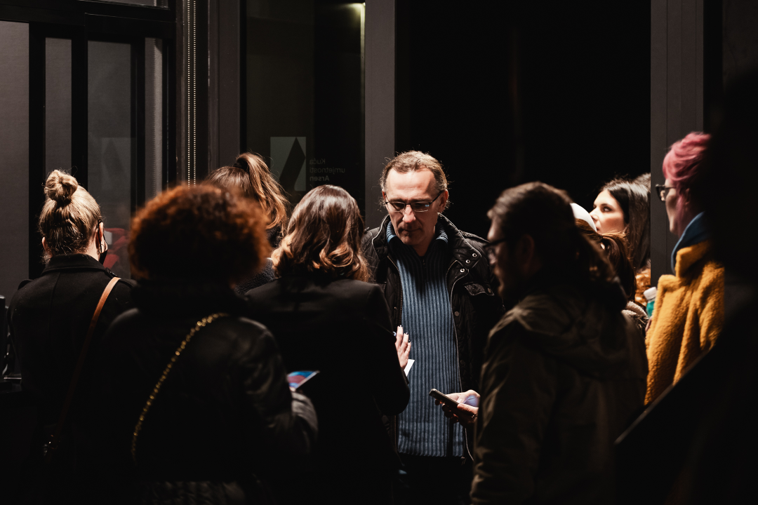 Zabezeknuti Vlatko Štampar sat i 45 minuta u Arsenu valjao fore, publika je plakala od smijeha!