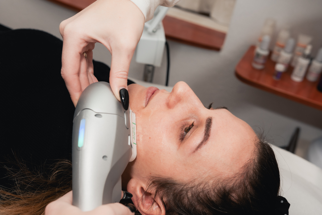 Povodom Dana žena Beauty Bar Tamara vas časti popustom na najtraženije tretmane! 