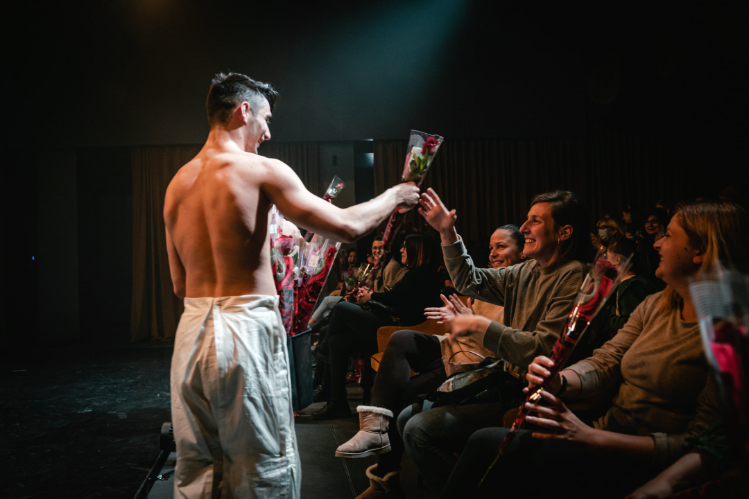 'Boys Boys Boys' sinoć u Arsenu: Šibenčanke uživale u ekspresivnom muškom plesu 