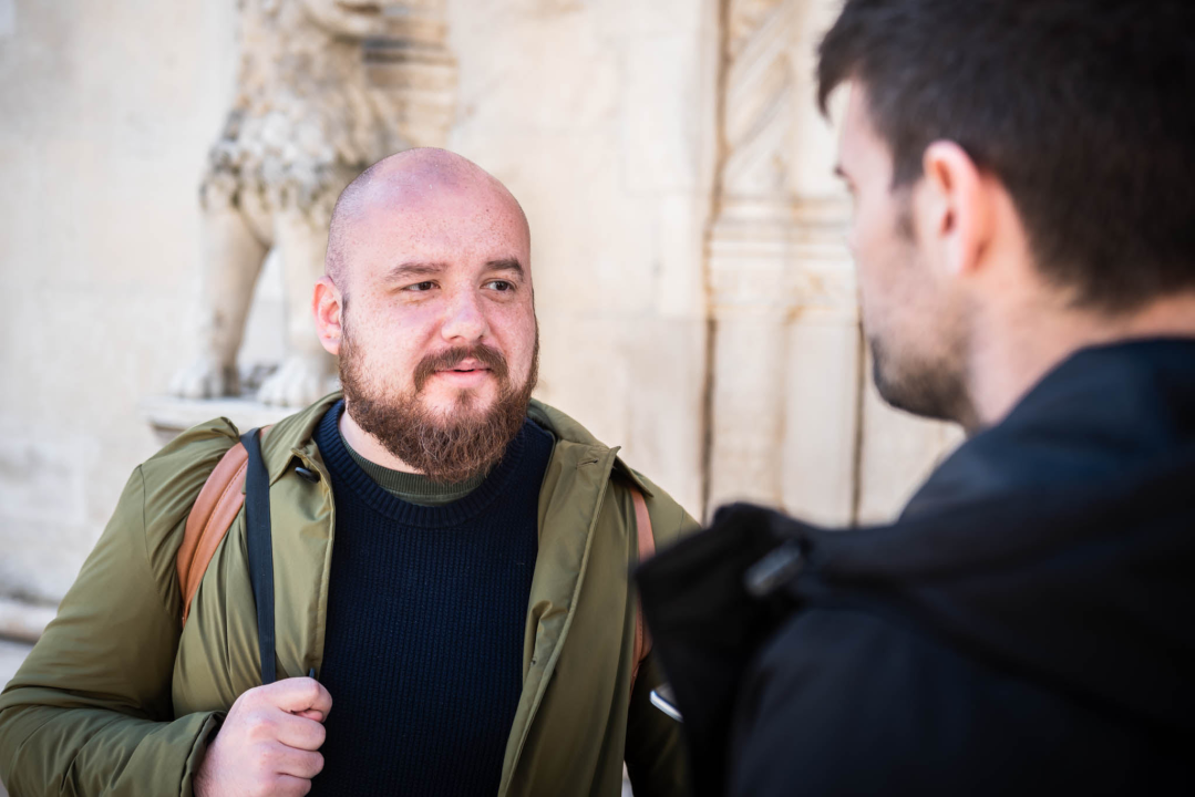 Bacili smo se u potragu za turistima i pitali što ih je dovelo u Šibenik: 'Grad je predivan, mislim da ćemo se baš tu vjenčati'  