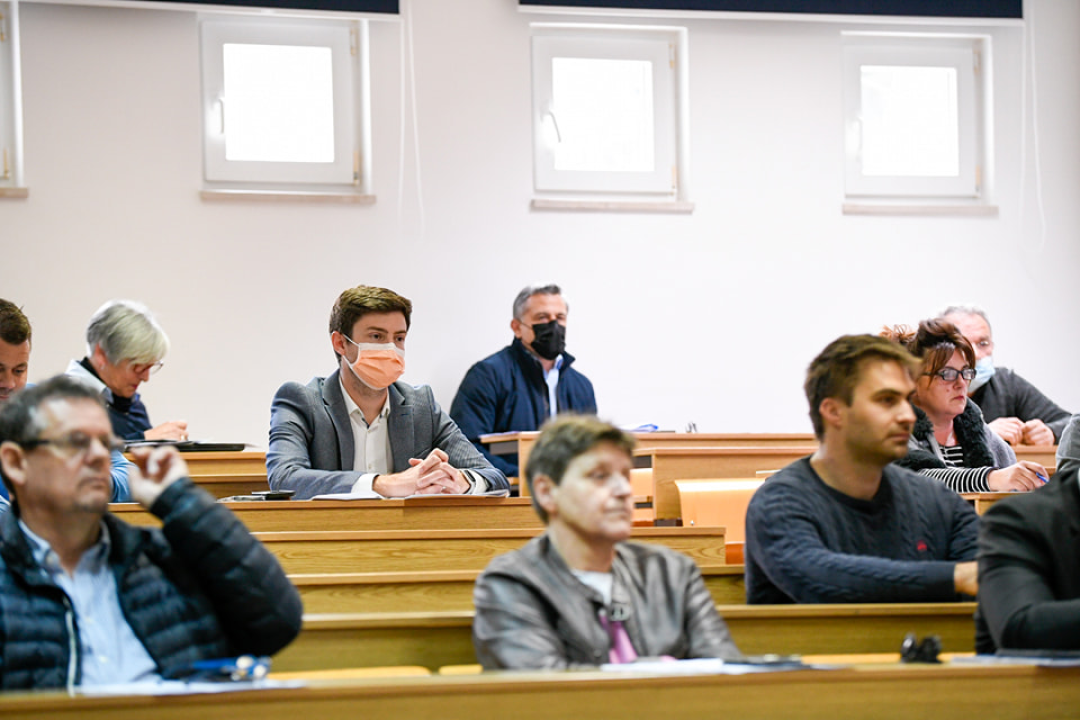 Petrina s dnevnog reda sjednice povukao točku o opozivu župana Jelića  