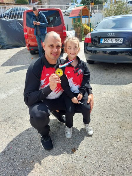 Karate klub Šibenik 1066 iz Ploča se vratio s pregršt odličja i prepun dojmova