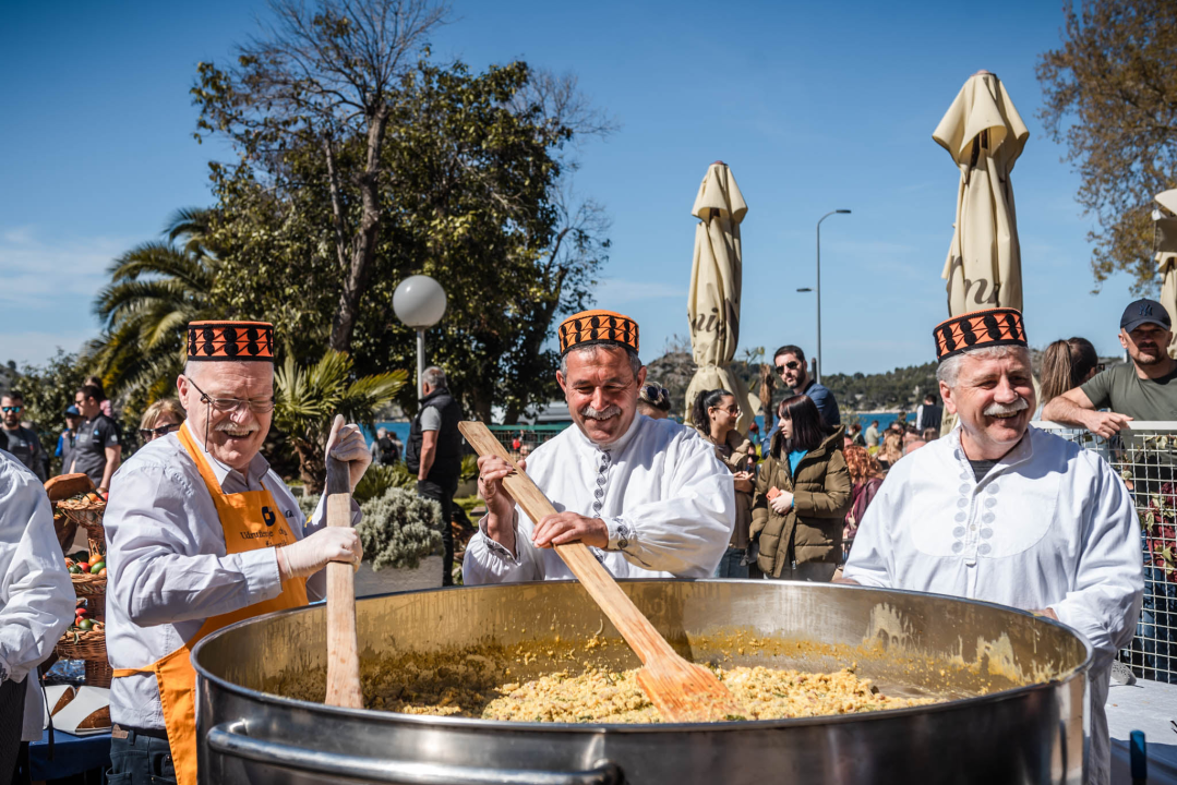 Uskršnji doručak pred Županijom označio početak turističke sezone: 'Očekujemo više ljudi nego rekordne 2019. godine'