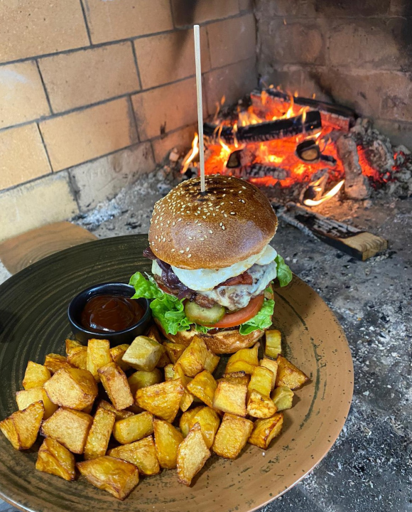 Mayoko showroom u Vodicama pripremio je brojna iznenađenja za uređenje vaših objekata!  