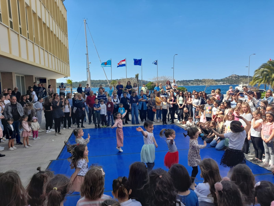 Plesne skupine Stars i Balans obilježile Međunarodni dan plesa 