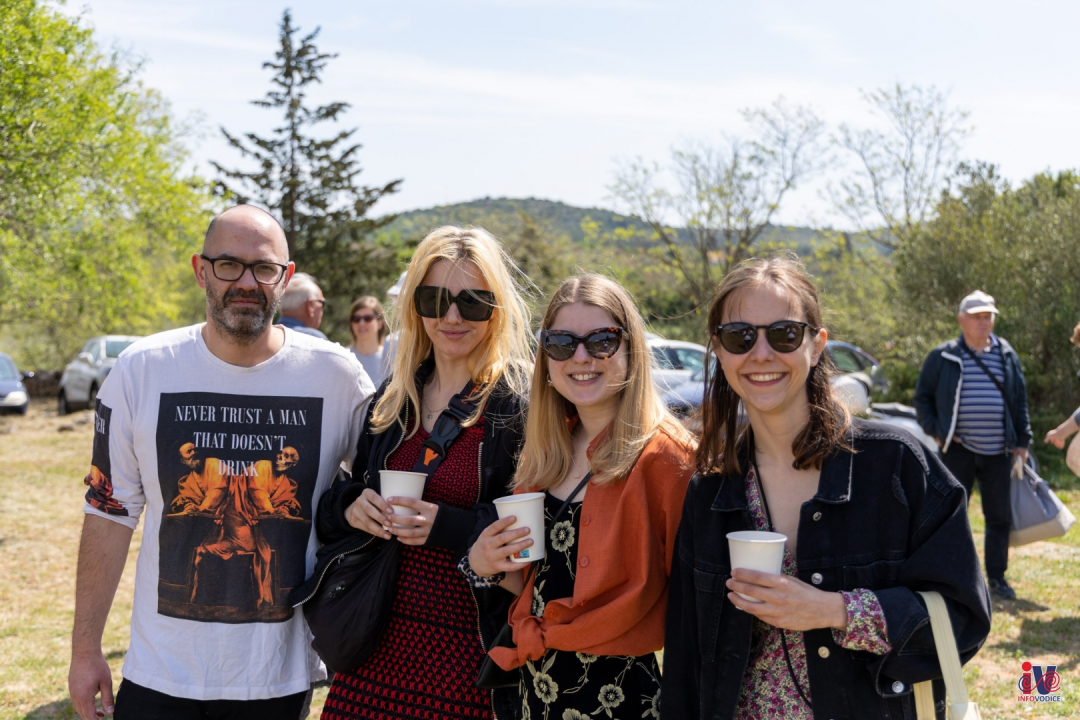 Piknik u Rakitnici: Druženje uz zelje, grah i glazbu